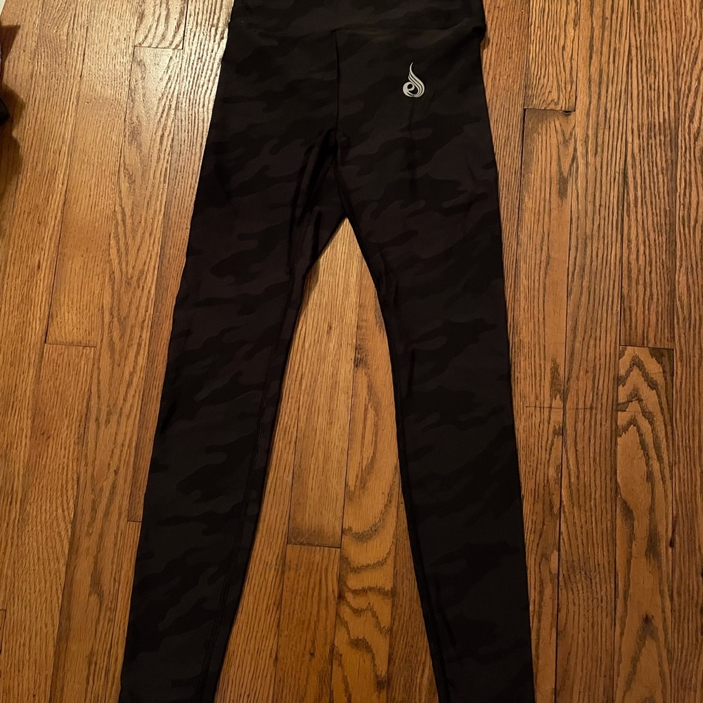 Ryder Wear Full Length Black Camo Leggings